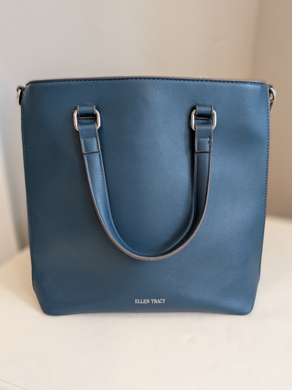 Ellen Tracy Quilted Crossbody Tote in Slate Blue-Excellent Condition - Picture 2 of 16
